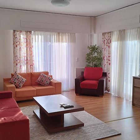 Spacious Flat Ideal For Families Athens Exterior photo